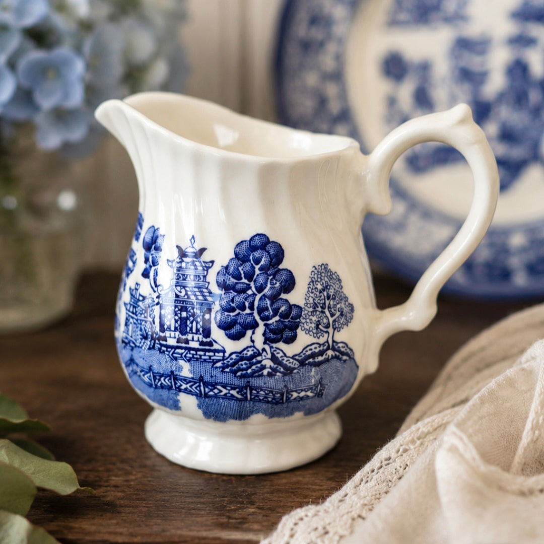 Vintage Myott Old Willow Blue & White Milk Jug Creamer Staffordshire England 9.5cm