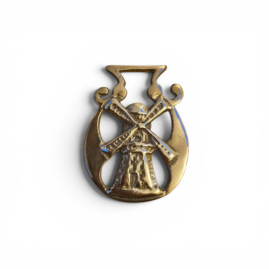 Vintage Solid Brass Horseshoe Windmill Ornament – Dutch Style Decorative Wall Plaque Good Luck Charm 8.5cm