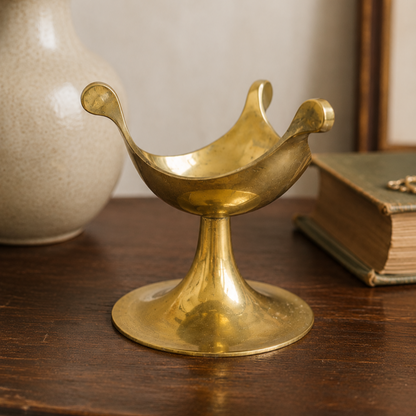 -SOLD- Vintage Solid Brass Pedestal Trinket Dish – Mid Century Style Jewellery Holder – Sculptural Brass Catchall Bowl