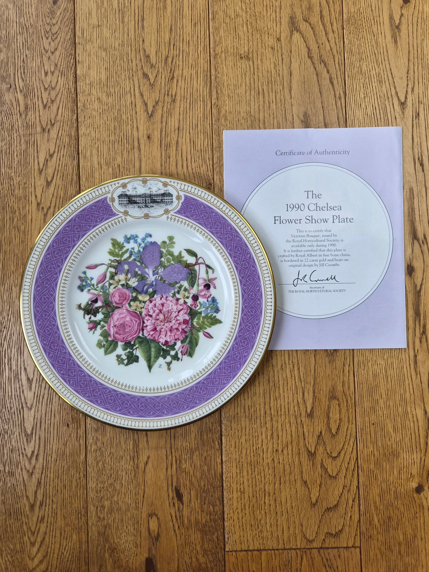 Royal Albert 1990 Chelsea Flower Show Plate “Victorian Bouquet” RHS Fine Bone China with Certificate