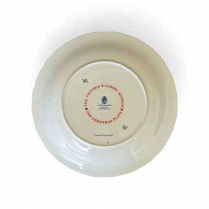 -SOLD- Wedgwood 1989 Victoria & Albert Museum Christmas Plate, Fine Bone China, Romantic Winter Scene, English Heritage Collectible